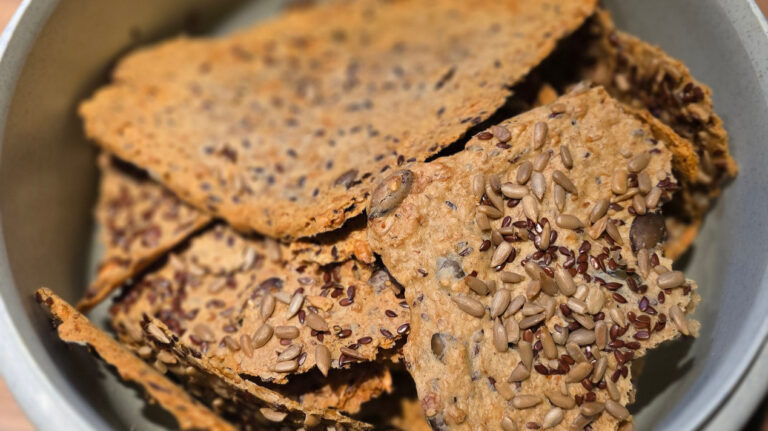 Knäckebrot einfach selbst machen
